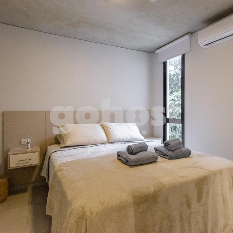 Elegant apartment steps from Villa Morra - Apartment - 12