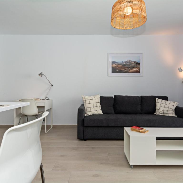 Palmeras Apt - Pool & Terrace - next to Beach - Apartamento con terraza - 10
