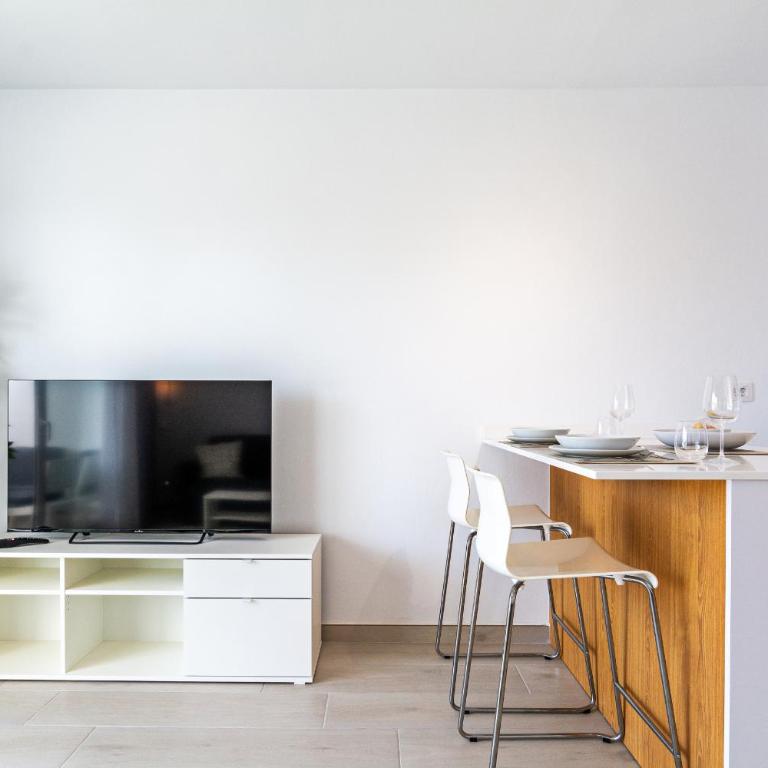 Palmeras Apt - Pool & Terrace - next to Beach - Apartamento con terraza - 12