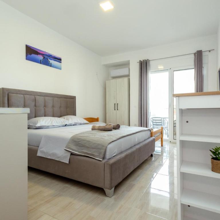 DERON Apartments - Trokrevetna Soba - 1