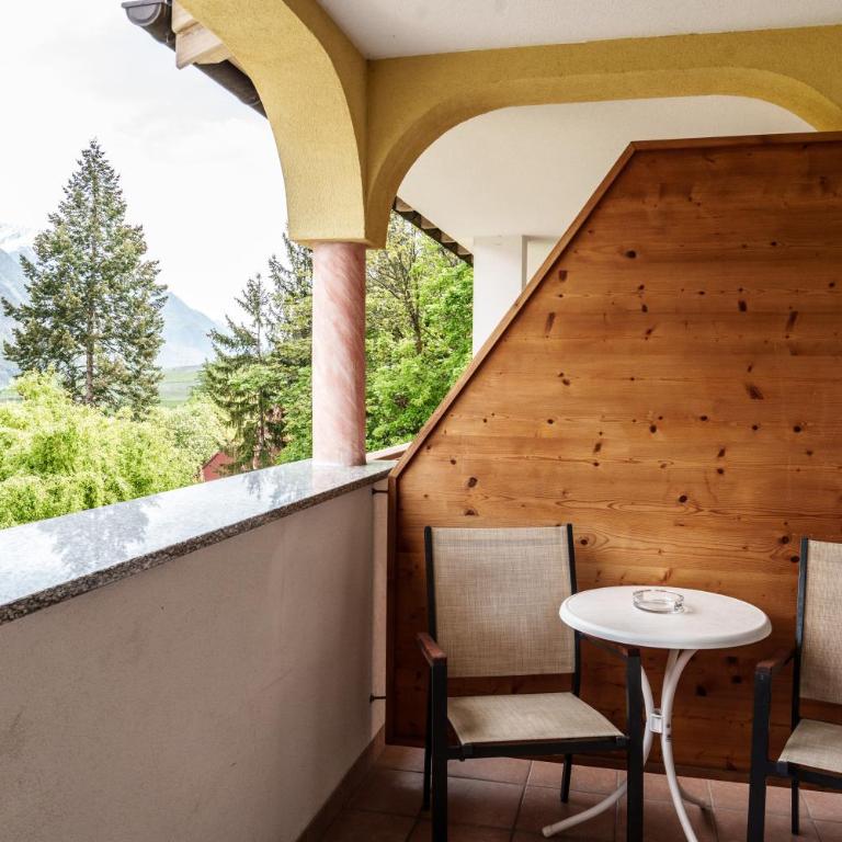 Landhotel Latscherhof - Chambre Double avec Terrasse - 10