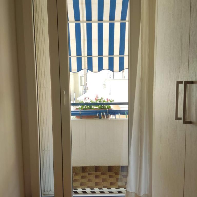 Albergo Conca d'Oro - Camera Familiare con Balcone - 4