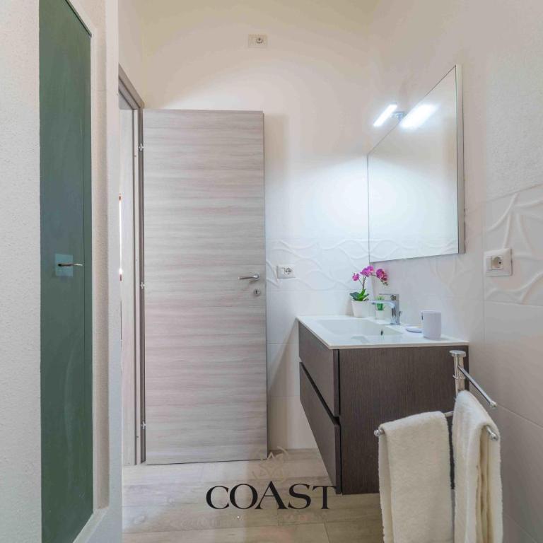St. Simplicius House - 5 minuti dal centro & WiFi - Monolocale King con Divano-Letto - 17