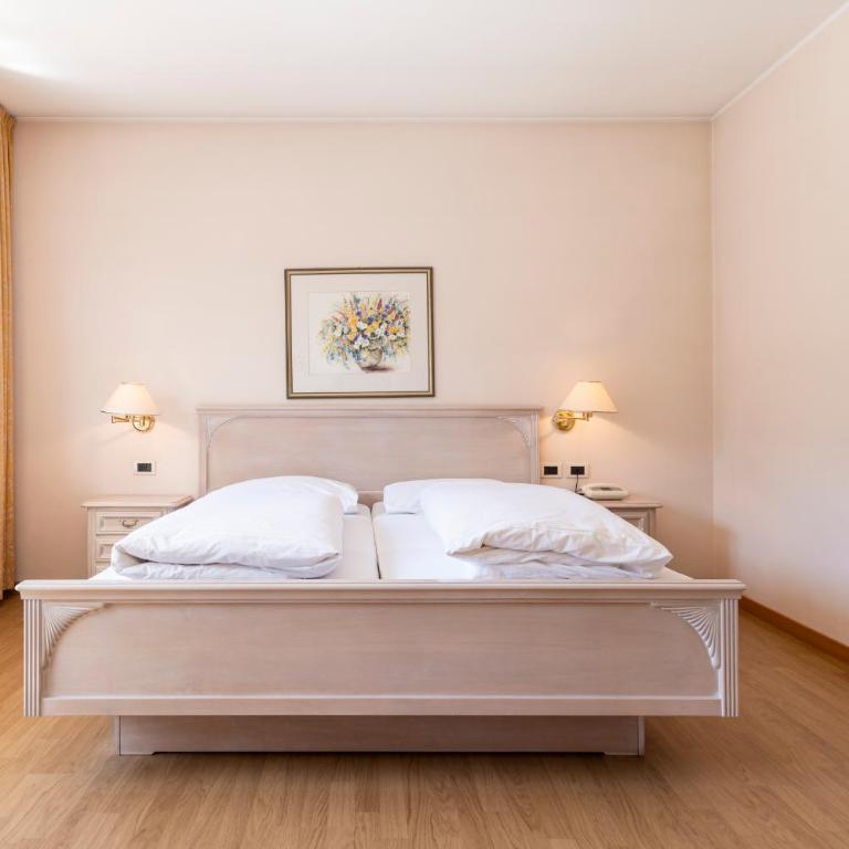 Weingarten Terlan - Rooms & Breakfast - Familienzimmer mit Balkon - 1