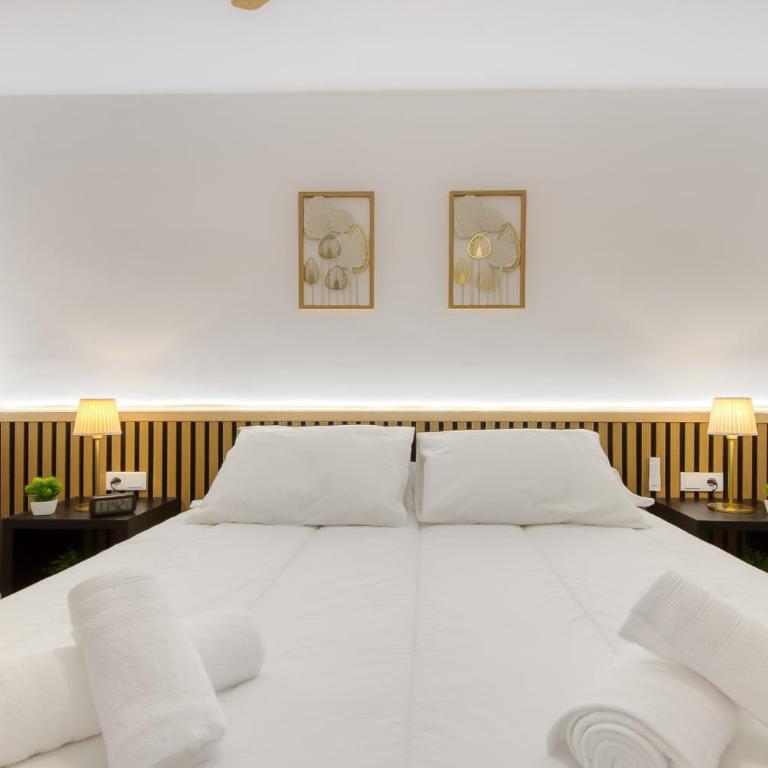 Ático Bellavista - Three-Bedroom Apartment - 17