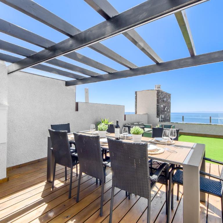 Ático Bellavista - Three-Bedroom Apartment - 35