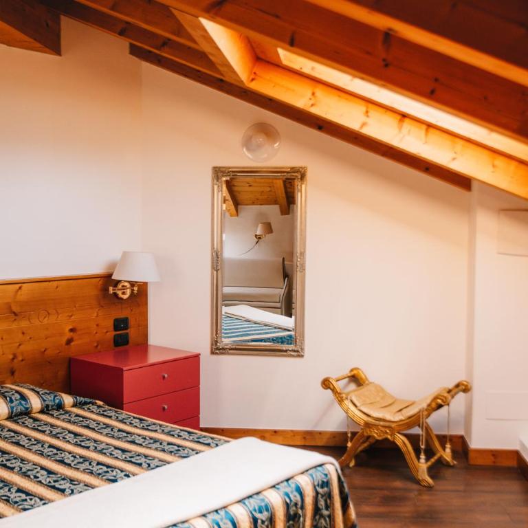 Arciduca Charming House Room & Breakfast - Camera Matrimoniale Mansardata - 1
