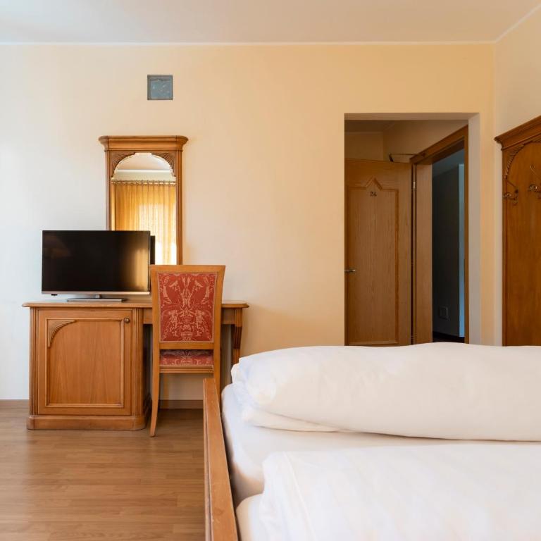 Weingarten Terlan - Rooms & Breakfast - Doppelzimmer mit Balkon - 1