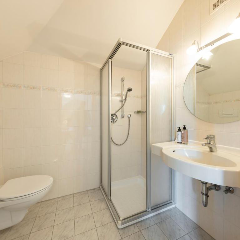 Weingarten Terlan - Rooms & Breakfast - Doppelzimmer mit Bergblick - 3