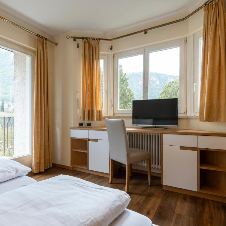 Weingarten Terlan - Rooms & Breakfast - Doppelzimmer mit Balkon - 7