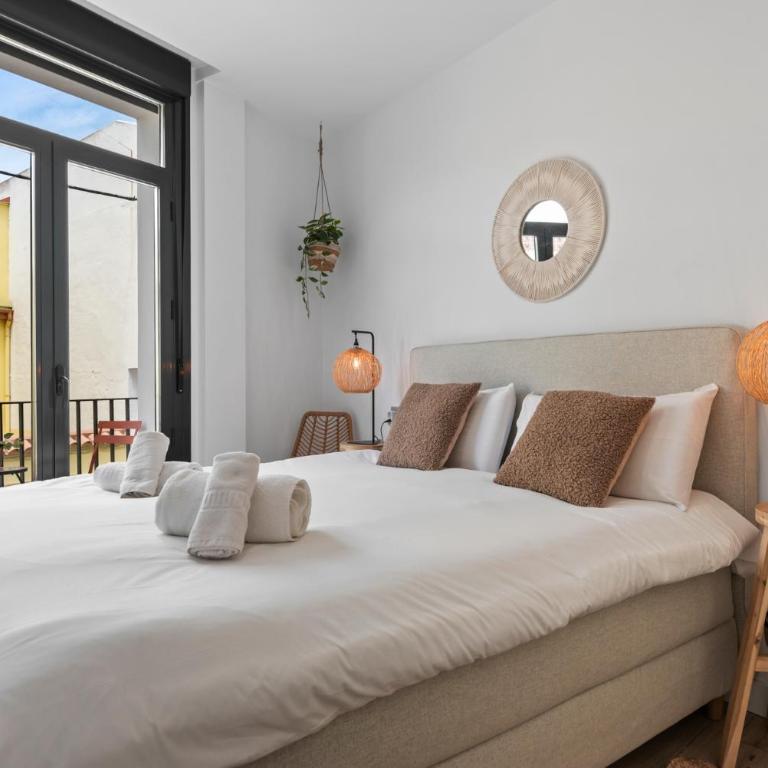 Terrace in Estepona by Costarentals - Ref M46 - Two-Bedroom Apartment - 4