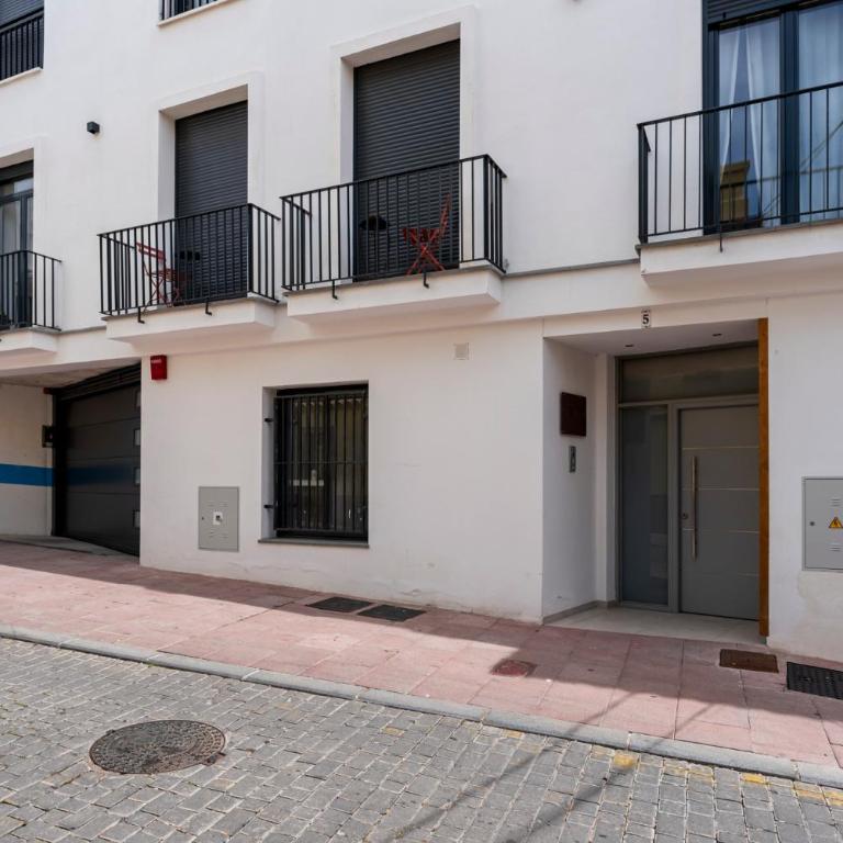 Terrace in Estepona by Costarentals - Ref M46 - Two-Bedroom Apartment - 28