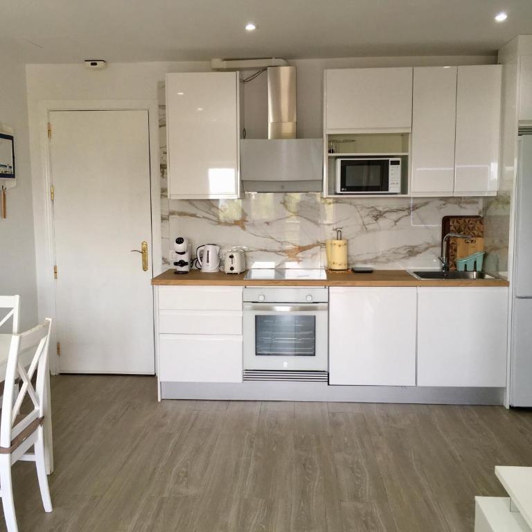 vista oceano spiaggia a 250 m Wi-Fi AC e TV in camera e zona giorno - Apartamento de 1 dormitorio - 6