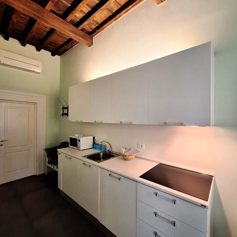 Fiorino Duomo Cozy Suite - Appartamento con 1 Camera da Letto - 10