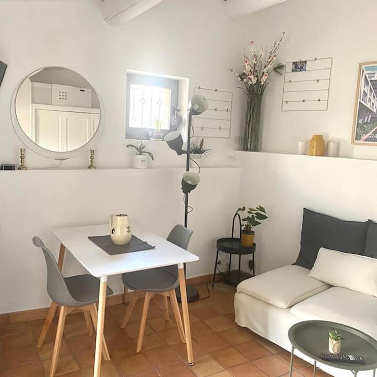La Maisonnette de Bédoin Mont Ventoux - Self Check In - One-Bedroom House - 11