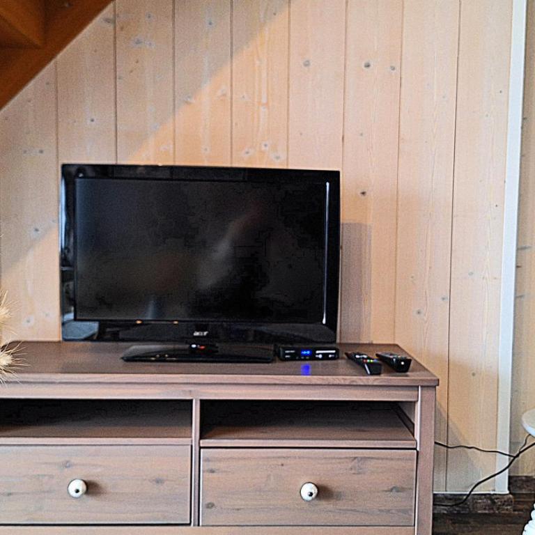 A seulement 150m plage et rue piétonne, maison 90m2, 6 personnes avec parking privé et 2 terrasses sud - Maison 2 Chambres - 33
