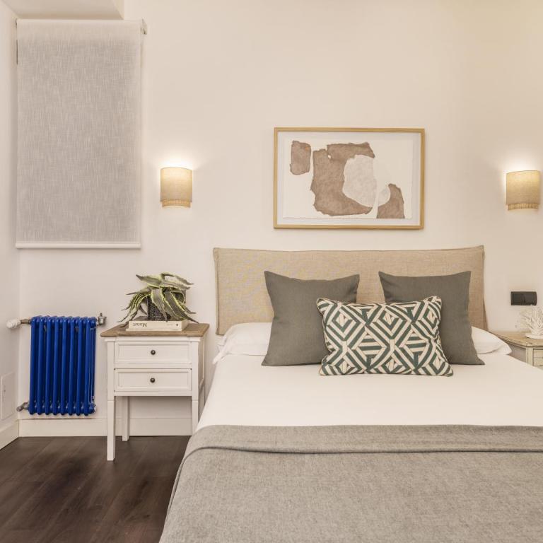 ACOGEDOR (2h+2B) En Malasaña - Two-Bedroom Apartment - 8