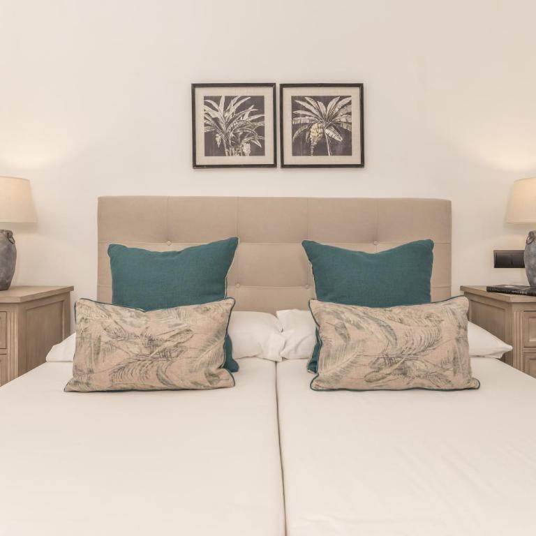 ACOGEDOR (2h+2B) En Malasaña - Two-Bedroom Apartment - 13