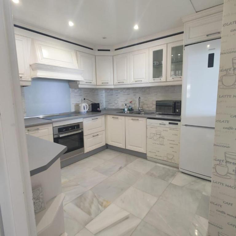 Puerto Banus beach - One-Bedroom Apartment - 16