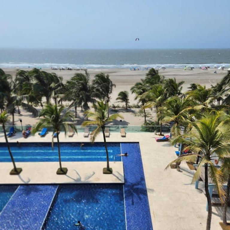 Cartagena primera línea de playa azul frente al mar - Apartamento - 6