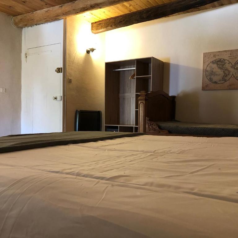Maison Gîte Vallon Pont d'Arc - Maison 3 Chambres - 46