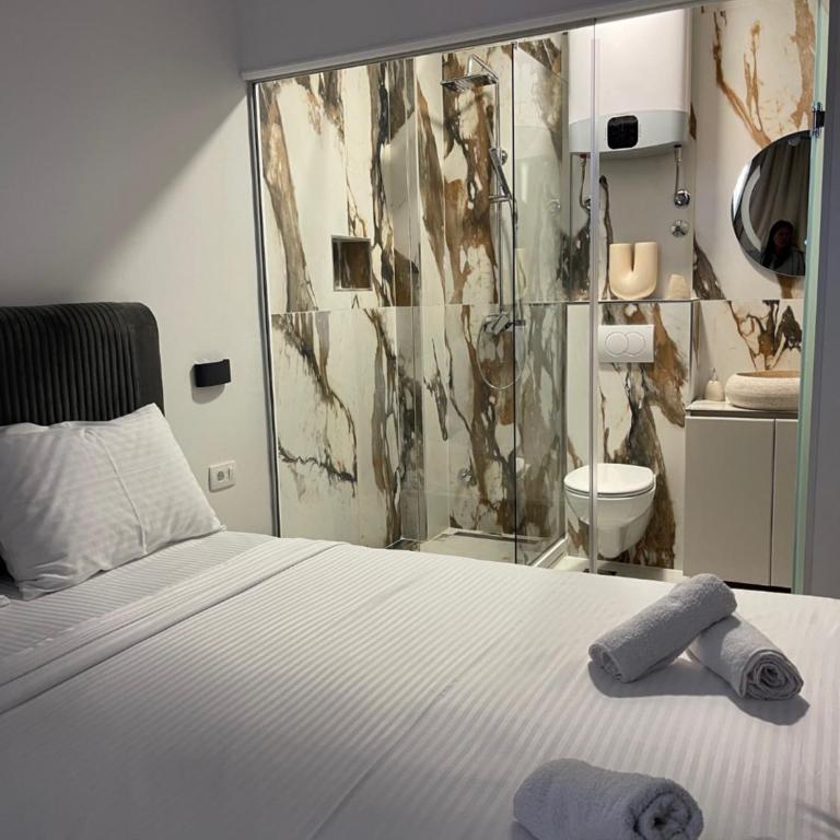 Marco Polo - One-Bedroom Apartment with Balcony and Sea View - 2
