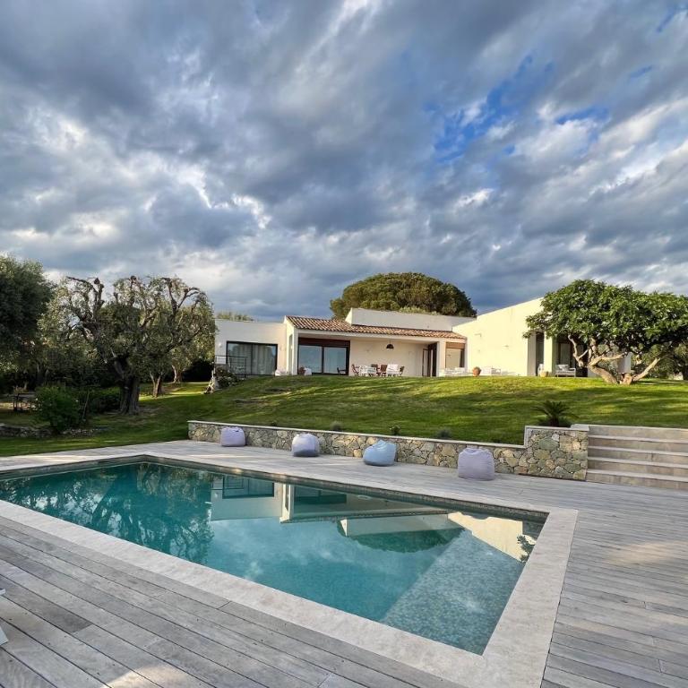 Magnifique Villa Moderne Avec Piscine - Villa avec Piscine Privée - 1