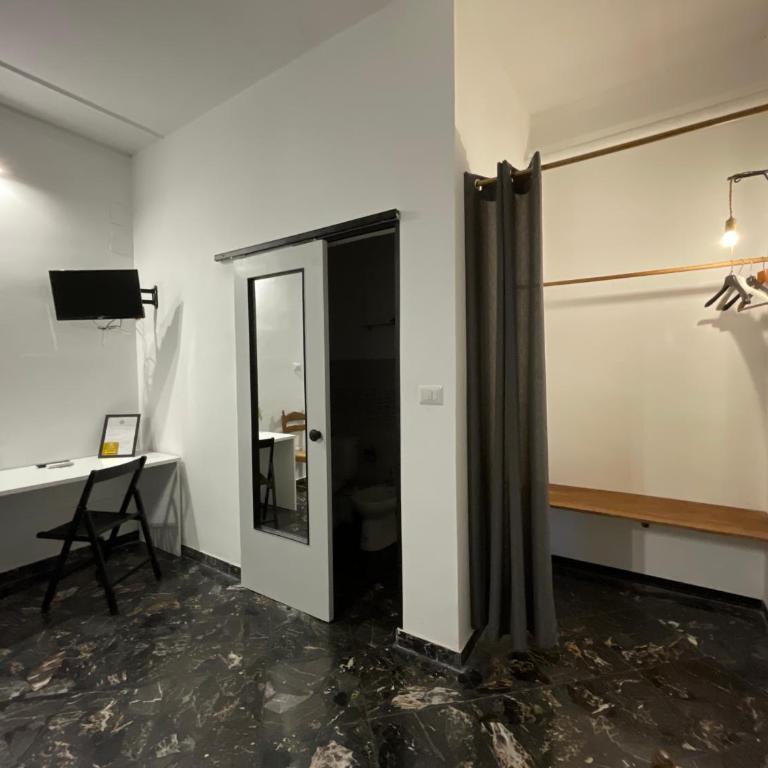 Le Gorgoni b&b - Double Room with Balcony - 7