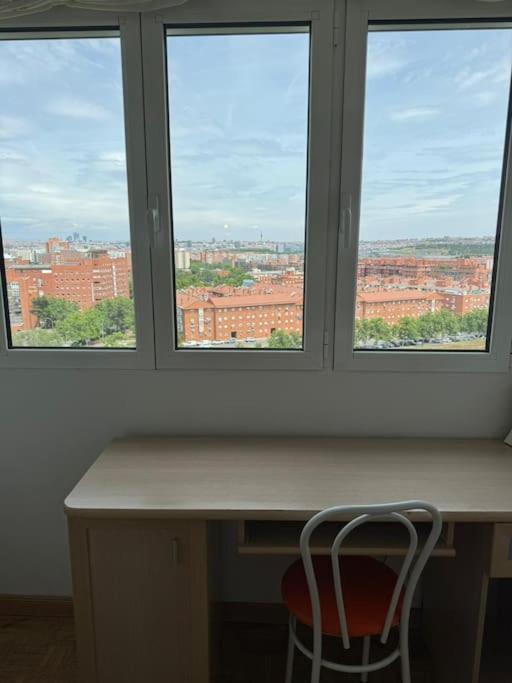 Piso cerca al Centro de Madrid SAN LUCIANO - Three-Bedroom Apartment - 22