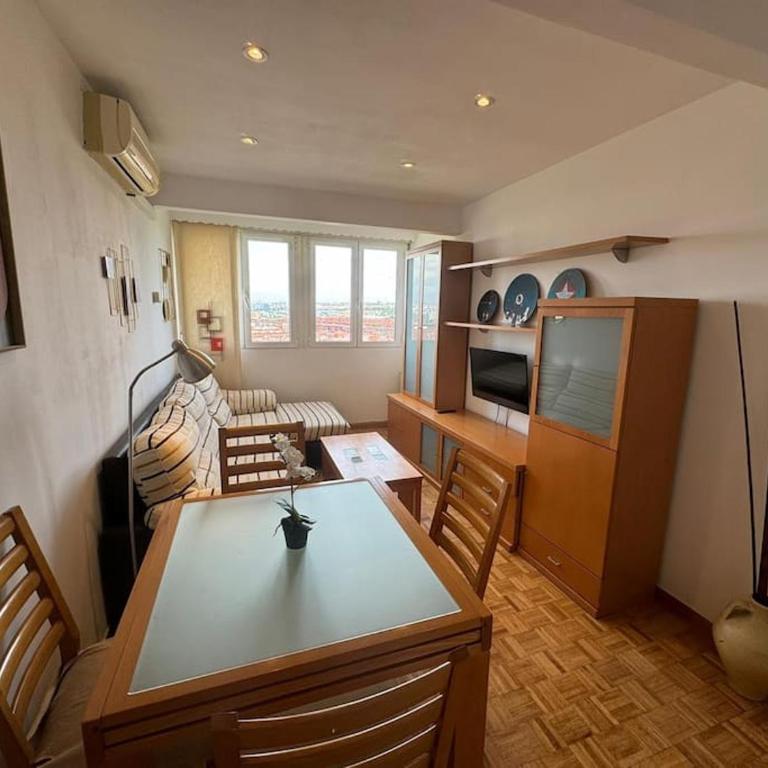 Piso cerca al Centro de Madrid SAN LUCIANO - Three-Bedroom Apartment - 27