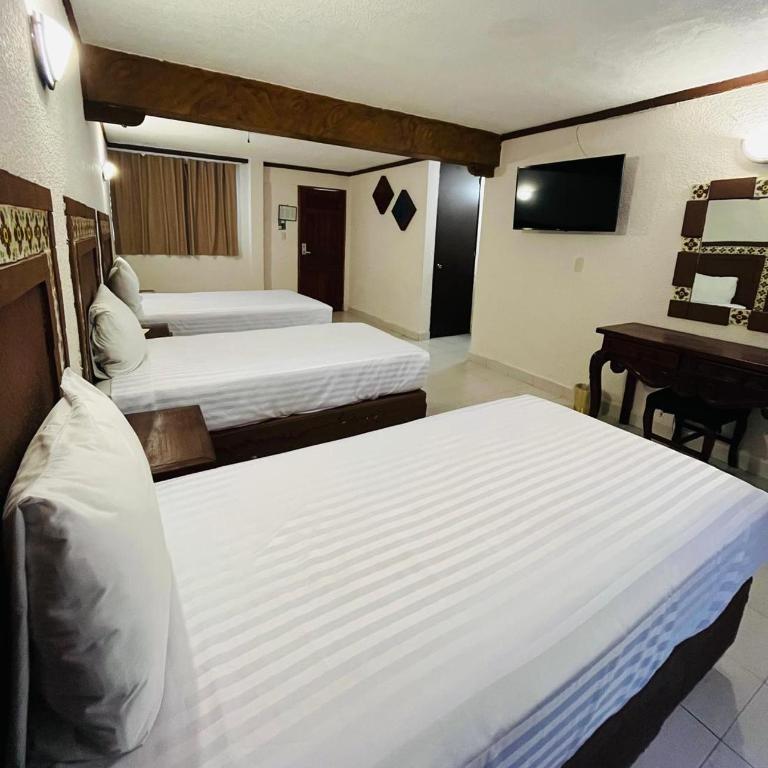 Suites Cancun Center - Habitación Triple - 3