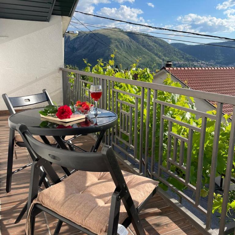 Hills Holiday House - Two-Bedroom Townhouse - 30
