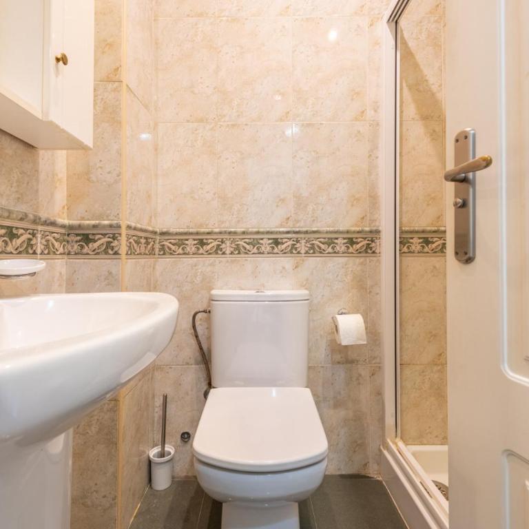 Apartment in Marbella centre frontbeach - One-Bedroom Apartment - 8