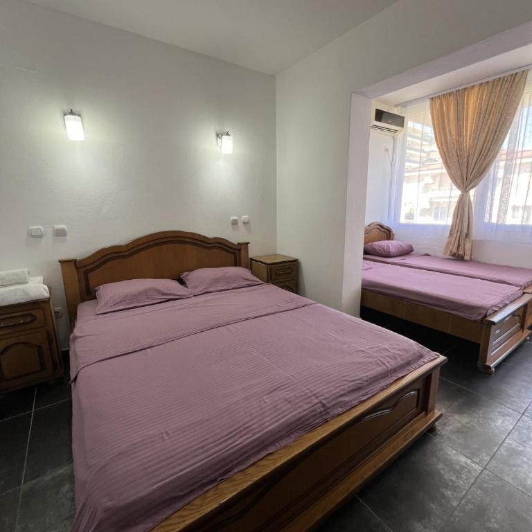Accommodation Royal Azur - Quadruple Room - 5