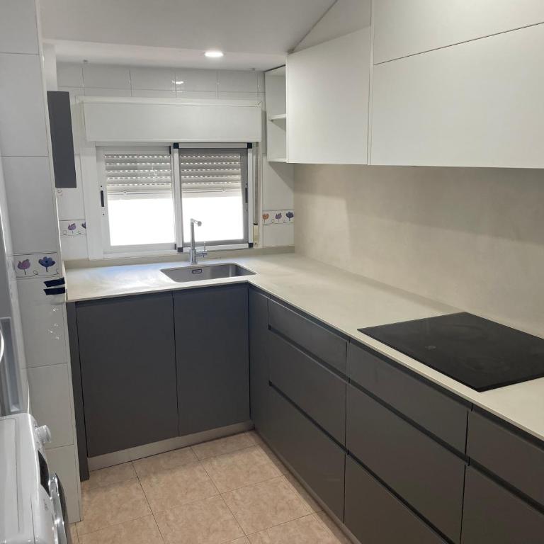 Ático junto a mercado central, con parking gratis - Apartment mit 2 Schlafzimmern - 12