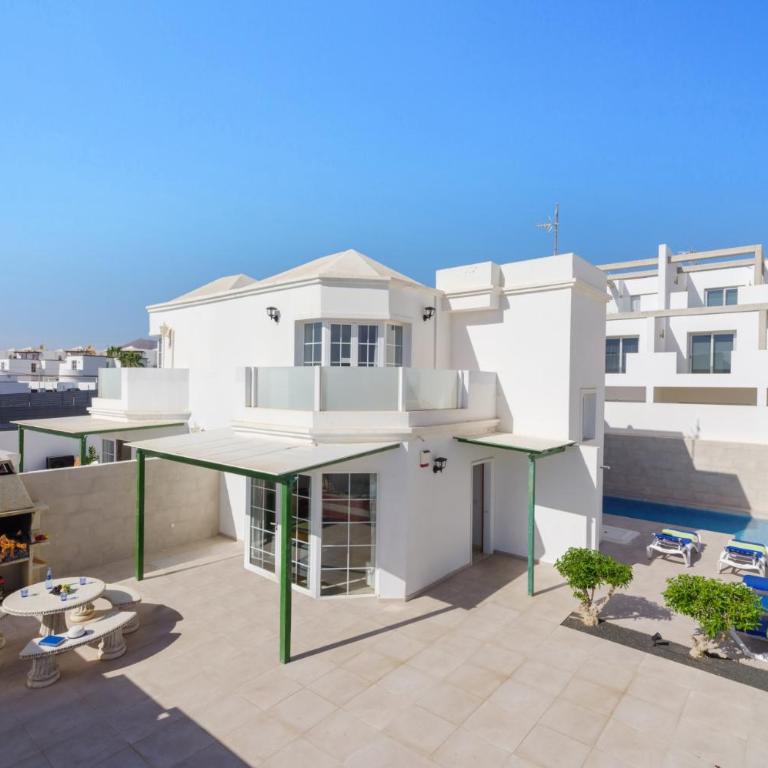 Villa Togio by Villa Plus - Villa - 2