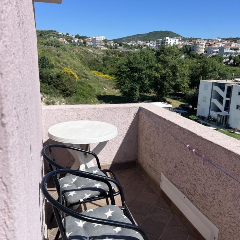 Accommodation Royal Azur - Single Room with Balcony - 11