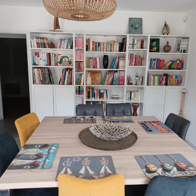 La Piastre Location à la semaine - Maison 3 Chambres - 5