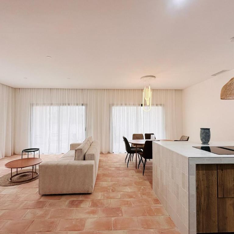 Villa familiale avec piscine hyper centre - Three-Bedroom Villa - 44