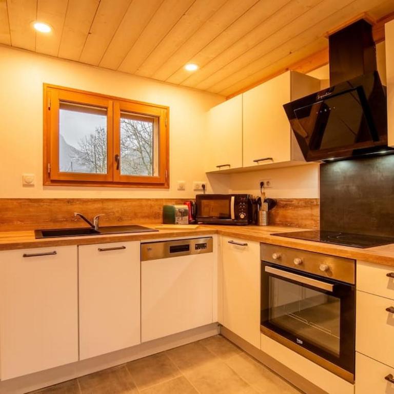 Le Chalet Lovecy - Vue sur les montagnes 4/5 pers - Chalet - 14