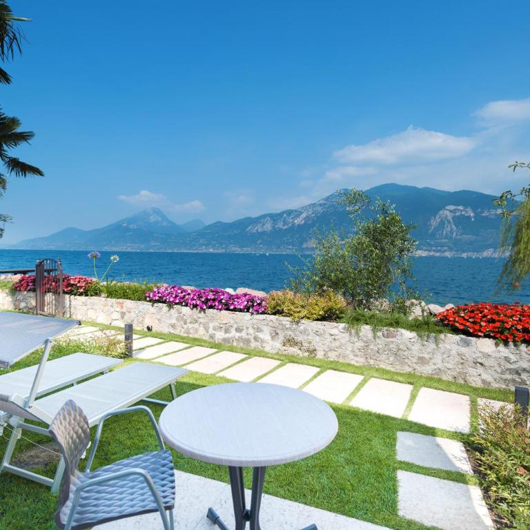 Locanda Fassa - Camera Matrimoniale/Doppia con Letti Singoli con Vista Lago. - 10