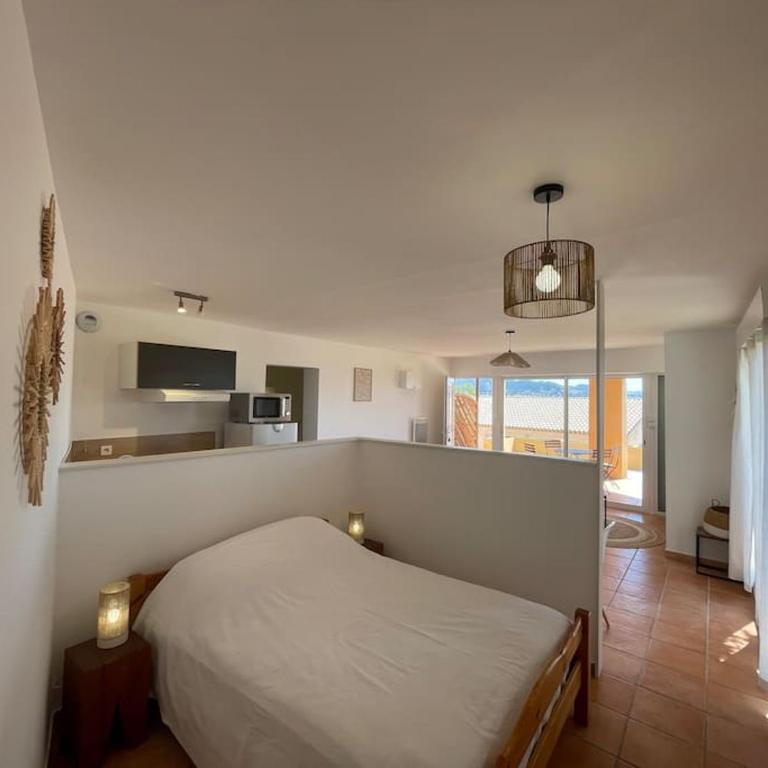 Maisonnette calme vue collines - Maison 1 Chambre - 7