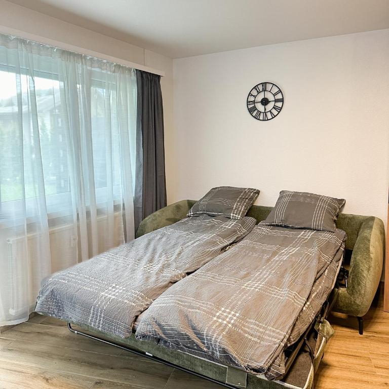 Studio magnifique avec terrasse spacieuse et jardin Loèche-les-Bains Vacances - Apartment mit 1 Schlafzimmer - 11