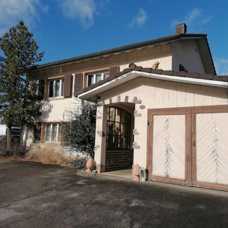 Budget Chalet at Lucerne City! - Haus mit 5 Schlafzimmern - 1