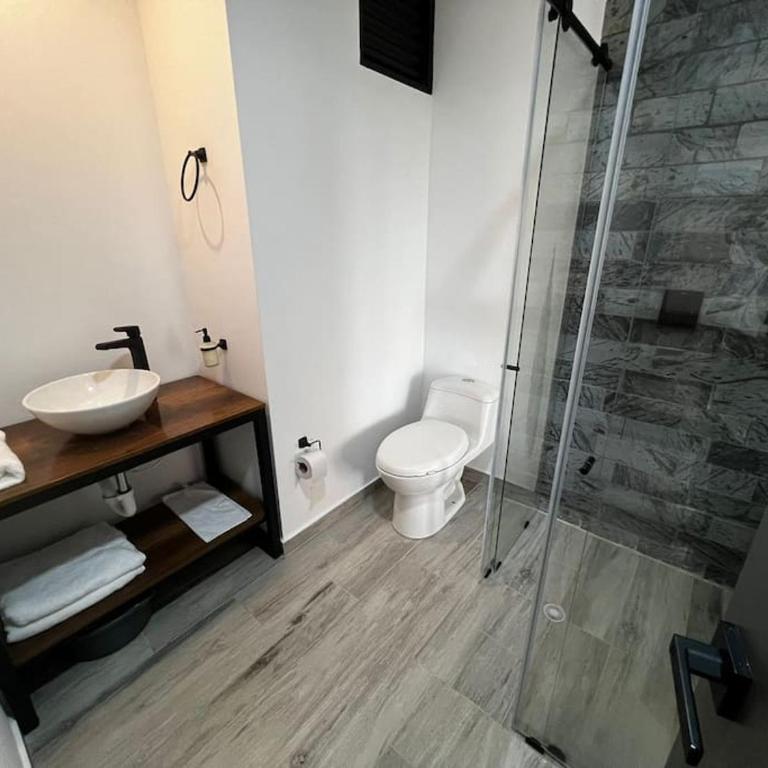 Cercano al Aeropuerto y nuevo - Apartamento de 1 dormitorio - 7