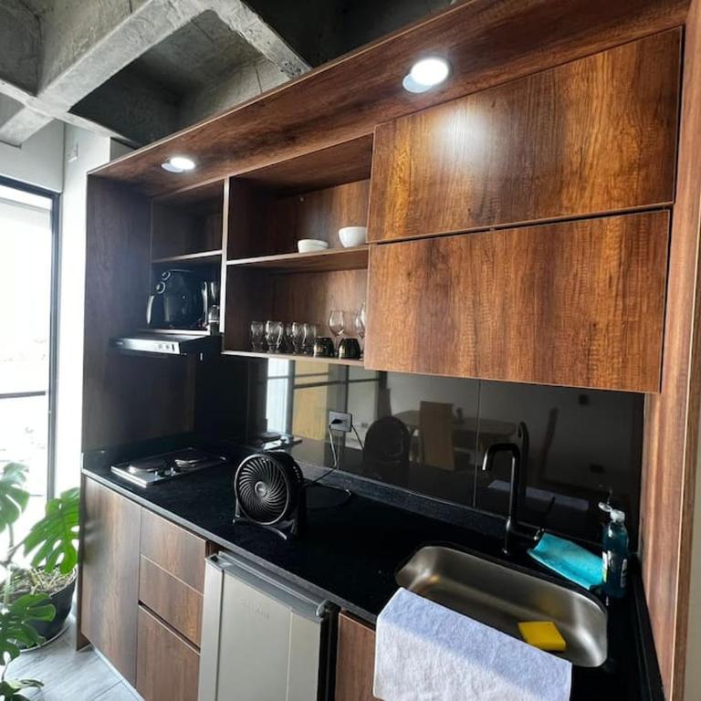 Cercano al Aeropuerto y nuevo - Apartamento de 1 dormitorio - 8