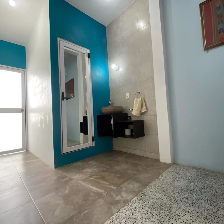 Casa Magro depto para 6 - Habitación Familiar con balcón - 27