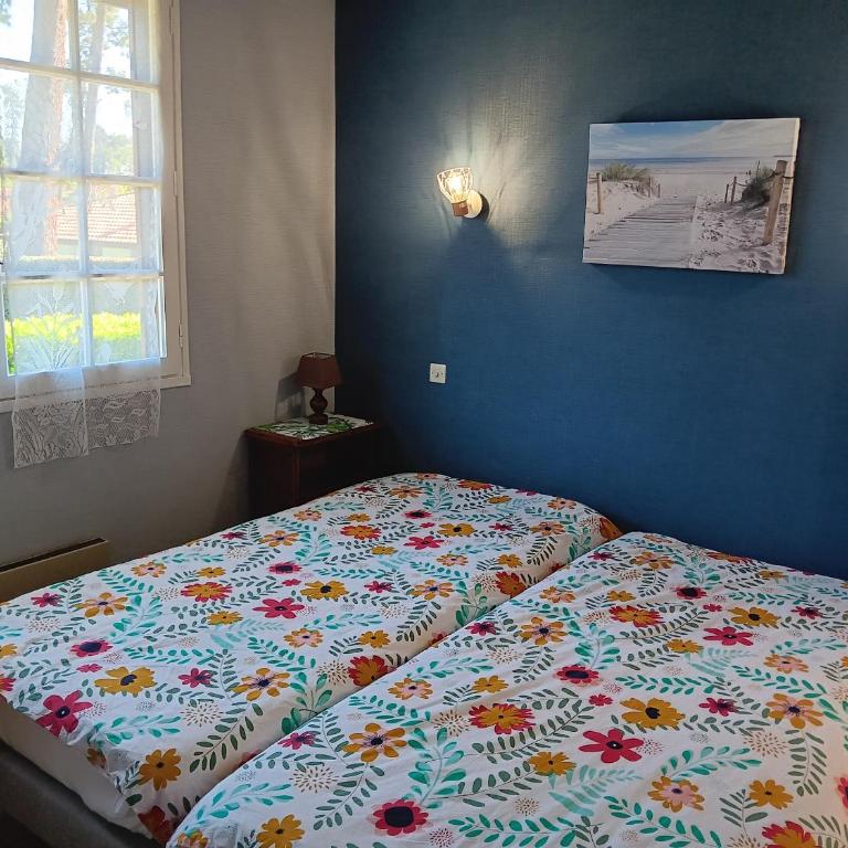 Maison spacieuse avec jardin, proche commerces et plage, 6 couchages, parking privatif - FR-1-239-902 - Maison 3 Chambres - 11