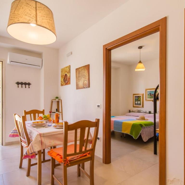 Casa Lory 3 Cozy And Near The Sea - Happy Rentals - Appartamento - 1