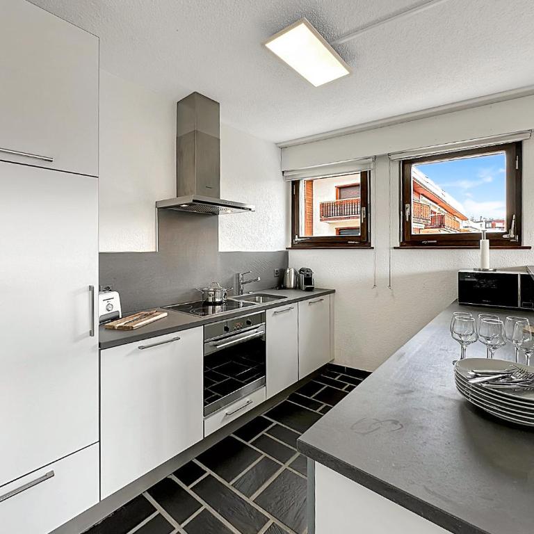 Instant Ski and Golf Paradise - Crans Montana - Appartement avec Balcon - 8